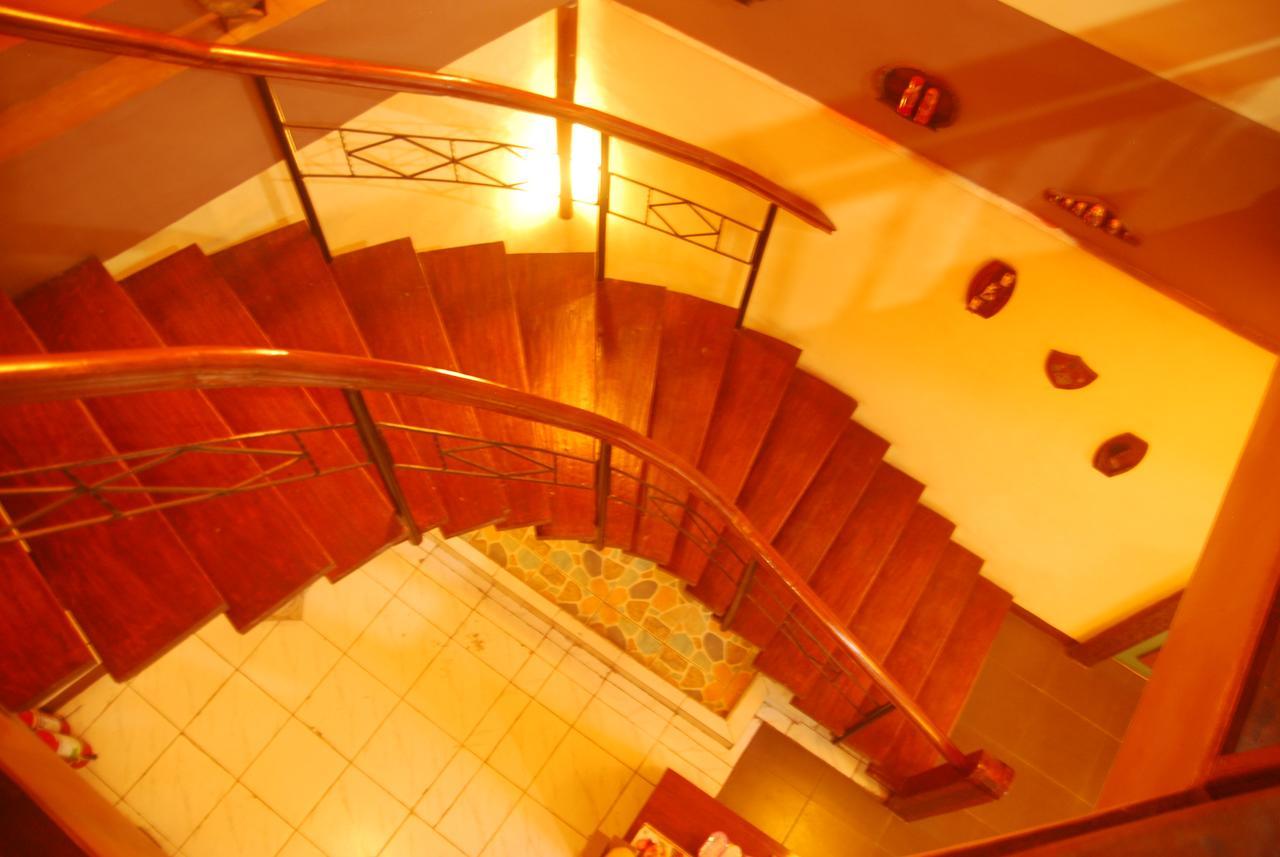 Centro Mactan Suites Lapu-Lapu City Exteriér fotografie